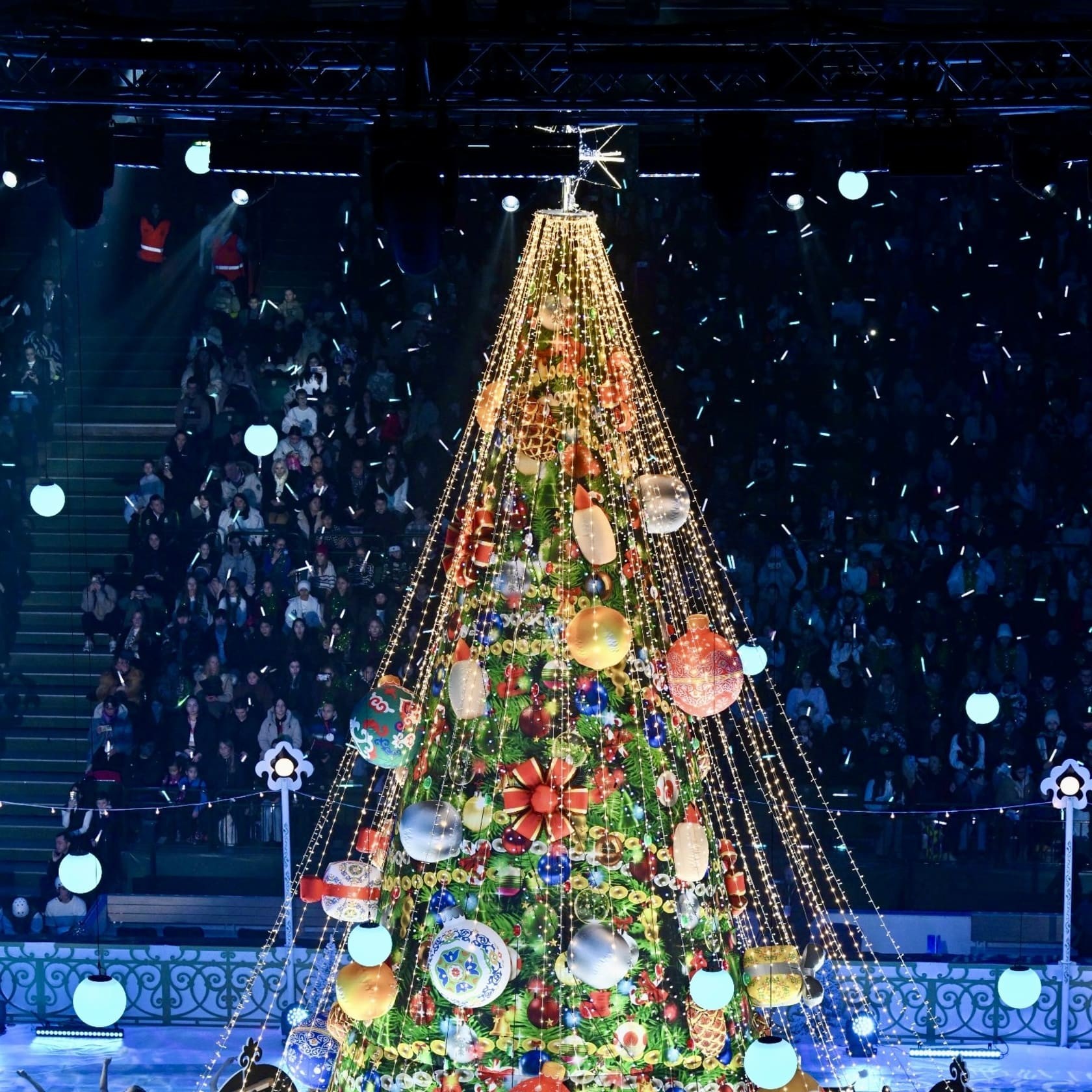 Юные бугульминцы приняли участие в Республиканской новогодней ёлке